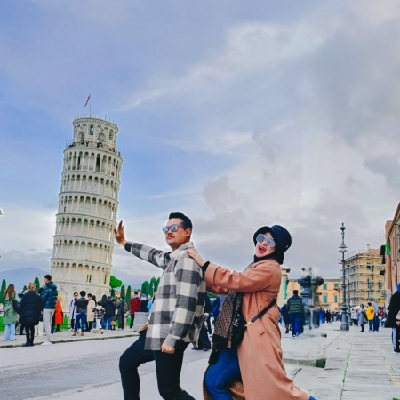 Pisa Tower Italy