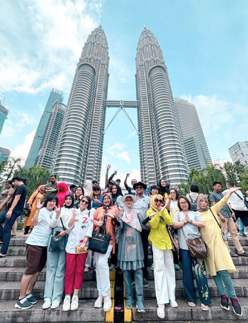 2 NEGARA SINGAPORE MALAYSIA SUPER PROMO MUSLIM TOUR 4 HARI