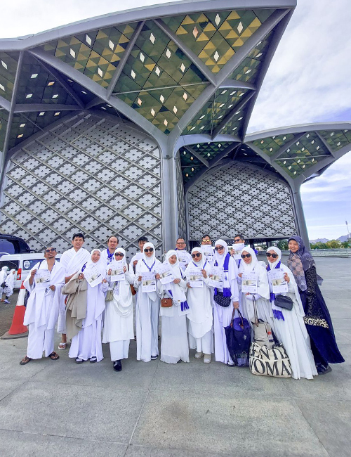 EXCLUSIVE UMRAH PLUS AMAZING EROPA BARAT 18 HARI