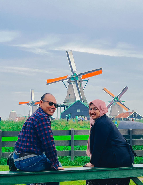 EXCLUSIVE UMRAH PLUS AMAZING EROPA BARAT 18 HARI