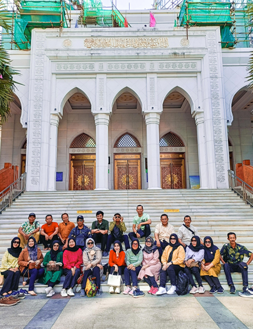  MUSLIM TOUR CHINA ZHANGJIAJIE – FENGHUANG - CHONGQING 9 HARI