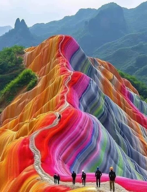 MUSLIM TOUR CHINA JALUR SUTERA DAN GUNUNG PELANGI 9 HARI