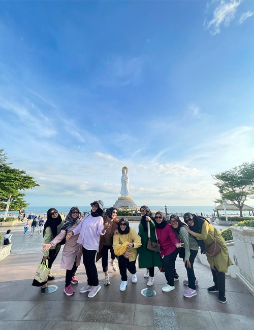 MUSLIM TOUR CHINA HAINAN SUPER PROMO FREE VISA GROUP 6 HARI